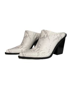 Matisse Deena Bootie - Gray