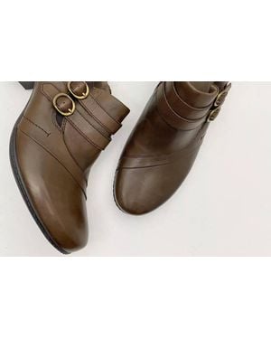 Earth Toronto Leather Bootie - Black