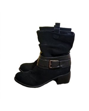 Kenneth Cole Curve Ball Heeled Boots - Black