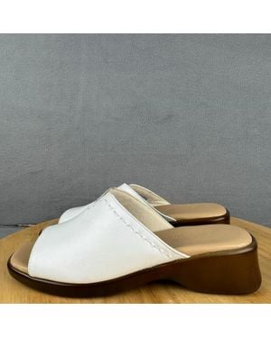 Munro Aruba Leather Slip-On Slide Sandals - Metallic