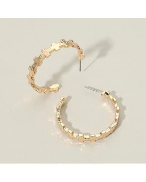 Fashnzfab Hammered Metal Cross Link Hoop Earrings - Metallic