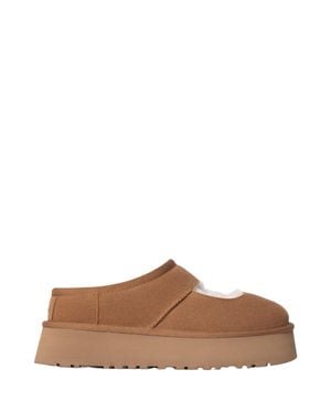 UGG Mary Jane Platform Slippers With Sheepskin Lining And Plush Insole - Brown
