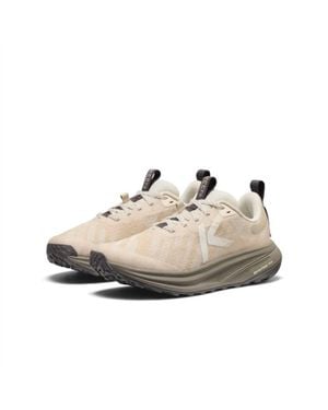 Keen Roam Trail Running Shoe - White