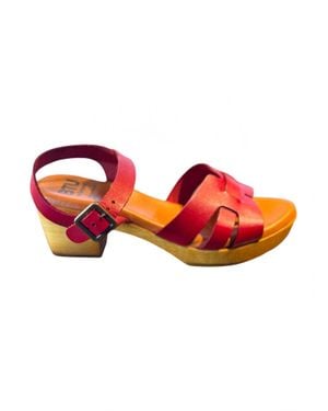 BTU by Bertuchi Tiana Wooden Platform Sandal - Red