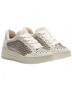 Softwaves Lua Perforated Sneaker - Metallic
