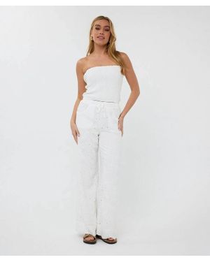 EsQualo Tania Embroidery Flowers Pants - White