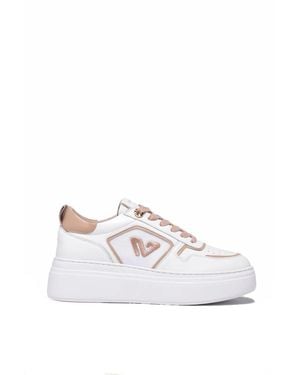 Emanuélle Vee Platform Leather Sneakers - White