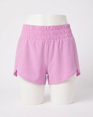 Spanx Booty Boost Run Shorts - Pink