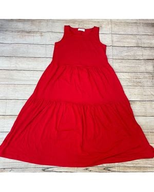 Zenana Sleeveless Tiered Midi Dress