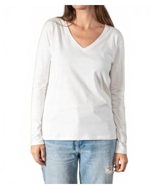 ANONYM APPAREL Chloe Long Sleeve V-Neck Tee - White