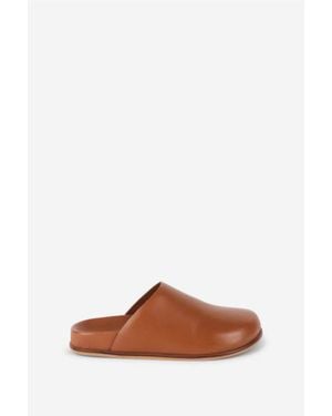 INTENTIONALLY ______ Agatha Slip-On Mule - Brown