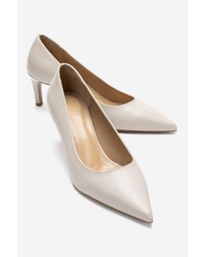 Prologue Shoes Velmira Stiletto Pump - White