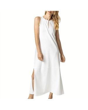 Lilla P Sleeveless Keyhole Maxi Dress - White