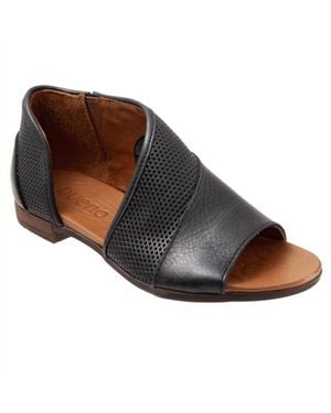 BUENO Tahiti Slip-On Sandal - Brown
