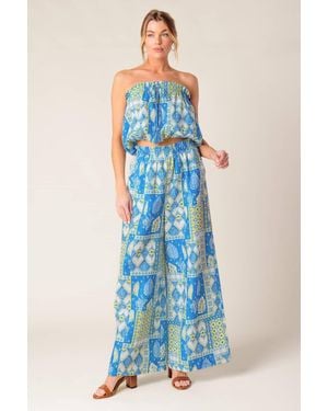 TRUEDAMES Let's Get Out Of Town Woven Top And Pant Set - Blue