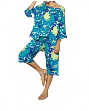 KikiSol Searenity Leaf French Terry Capri Pant With Side Pockets - Blue