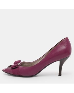 Ferragamo Fushia Leather Vara Bow Peep Toe Pumps - Purple