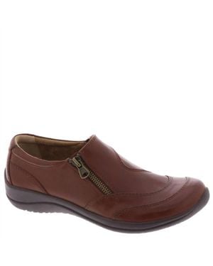 Earth Farraday Round Toe Casual Slip-On Flats - Brown