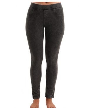 French Kyss Mid Rise Jegging - Black