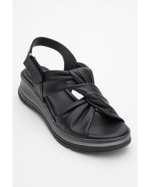 Forever & Always Shoes Oara Leather Sandal - Black