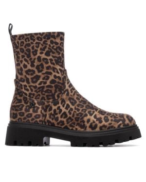 Xti Round Toe 144657 Booties - Brown