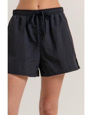 TRUEDAMES Anorak Side Slit Workout Shorts - Black