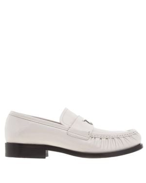 Ferragamo Ferragamo Delmo Gancini Ornament Mocassin, Size 9 Ee - White