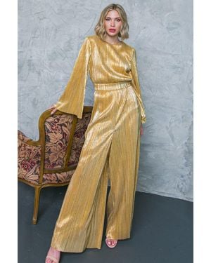TRUEDAMES Dare To Dazzle Plisse Jumpsuit - Metallic