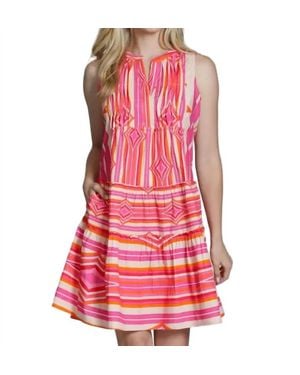 Apny Sleeveless Dress With Pin-Tuck Detailing - Red