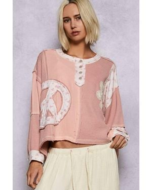 Pol Crew Neck Peace Patch Floral Knit Top - Pink