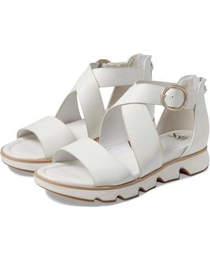 Söfft Mackenna Sandals Leather Round Toe Ankle Strap Zap2243 - Metallic