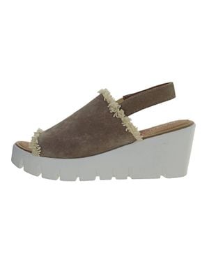 Bernie Mev Venti Fringe Wedge Sandal - Brown