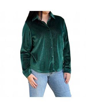 Southern Grace Holiday Happenings Top - Green