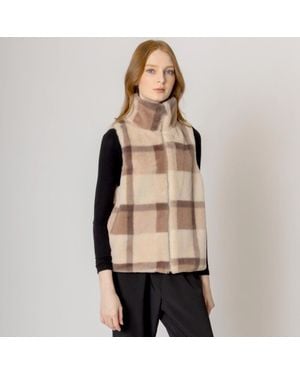 TRUEDAMES Plaid Check Patterned Faux Fur Vest - Natural