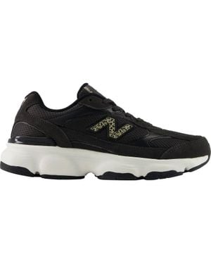 New Balance Classics 603 Athletic Shoes - Black