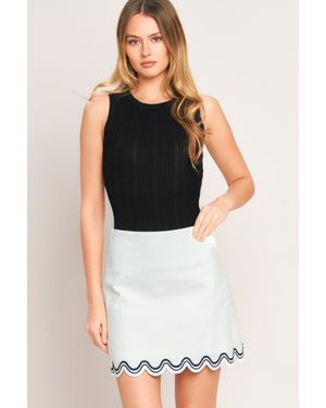 TRUEDAMES Urban Wave Woven Mini Skirt - Black