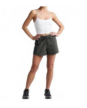 Beyond Yoga Peak Mid Rise Shorts - Orange