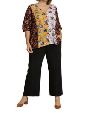 Umgee Mixed Floral Print Top -Plus - Black