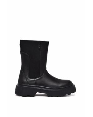 Janet & Janet Rubber-Blend Platform Ankle Boots - Black