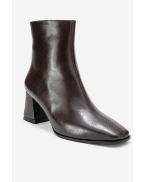 Prologue Shoes Arven Block Heel Boot - Brown