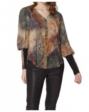 Isle Fitted Sleeve Blouse - Black