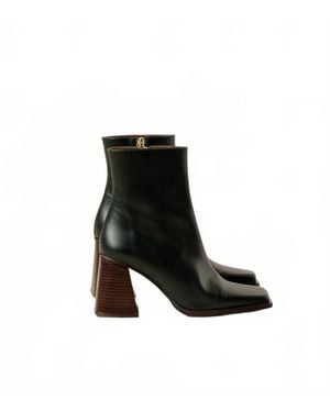 Alohas South Leather Boots - Black