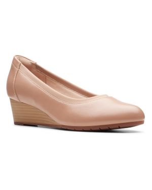 Clarks Berry Pump Slip On Dressy Pumps - Pink