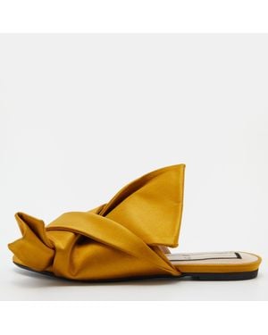 N°21 N°21 Mustard Satin Knot Flat Mules - Yellow