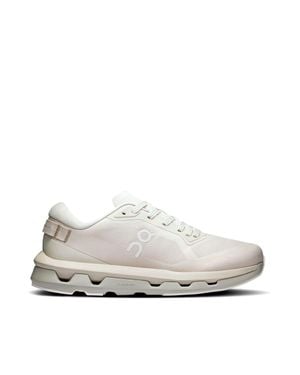 On Shoes Cloudze Pearl Truffle Sneakers With Integrated Cushiing - White