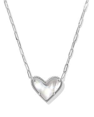 Kendra Scott Ari Heart Statement Short Pendant Necklace - Metallic