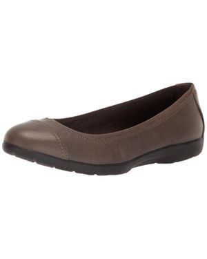 Clarks Meadow Opal Slate 26174363 - Brown