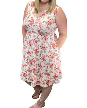Michelle Mae Taryn Sleeveless Midi Dress - Pink