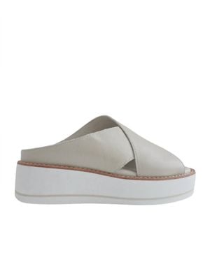 Silent D Orelia Criss Cross Platform Sandal - Gray