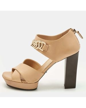 Tod's Leather Chainlink Sandals - Natural